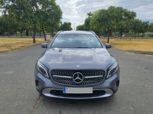 Mercedes Gla IMPOLUTO