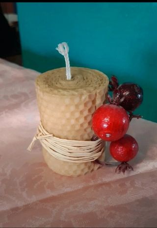 Candela di cera d'ape