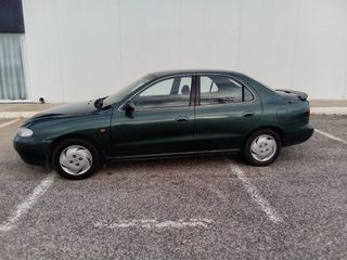 Hyundai Lantra 2001