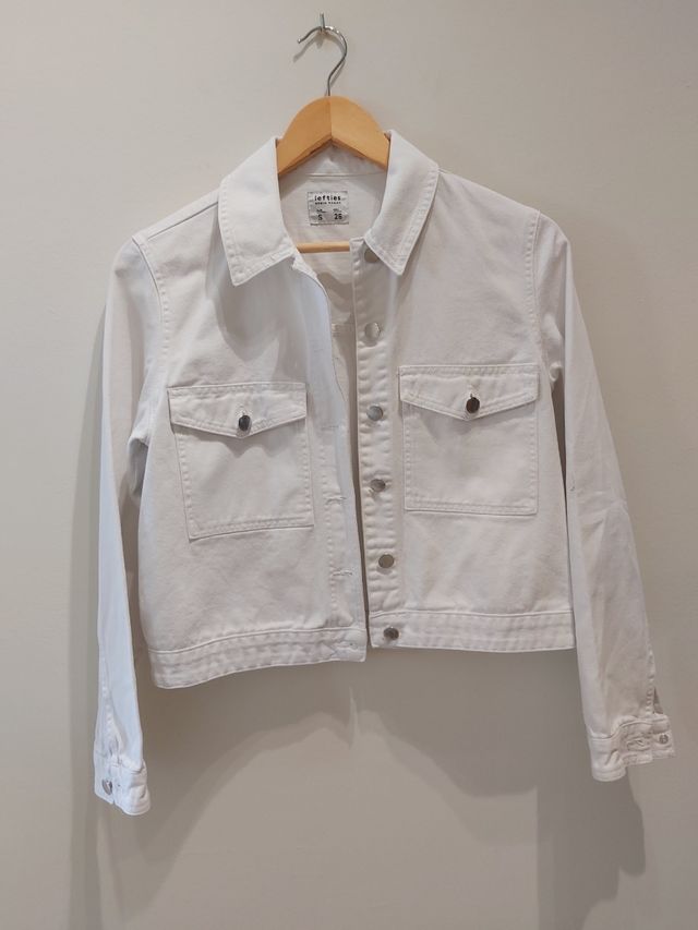 Cazadora vaquera blanca