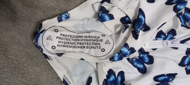 Bañador manga larga para piscina a estrenar oportu