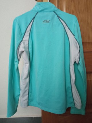 Camiseta manga larga deportiva
