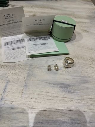 Anillo Duna con perla y pendientes perla Tous
