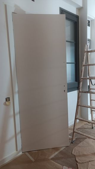 PINTOR y Reformas - HANDYMAN - 613860982