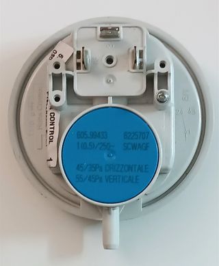 Presostato para caldera. Marca Roca - Modelo Vega