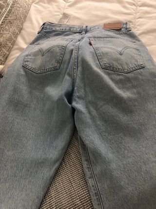 Levi’S RIBCAGE STRAIGHT 🩵