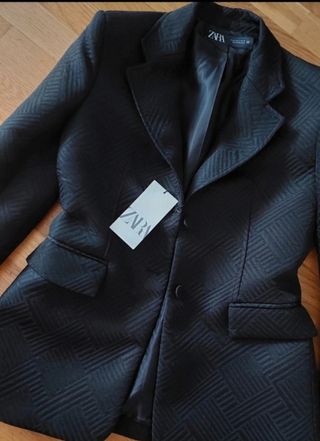 Chaqueta/ Americana talla M. Zara