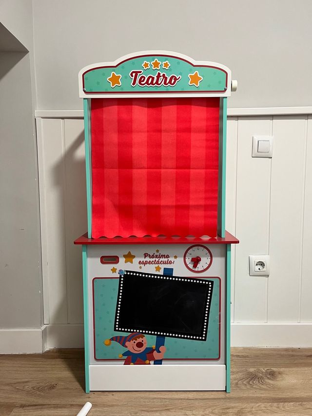 Teatro-mercado de madera