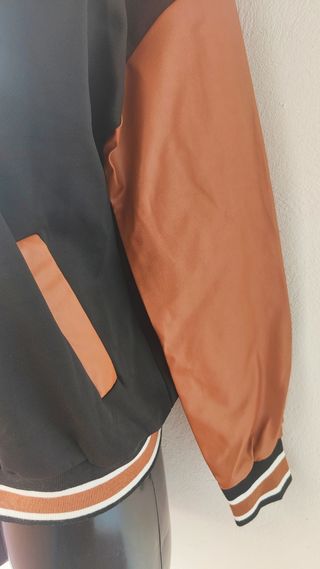 Chaqueta bomber Universitaria 