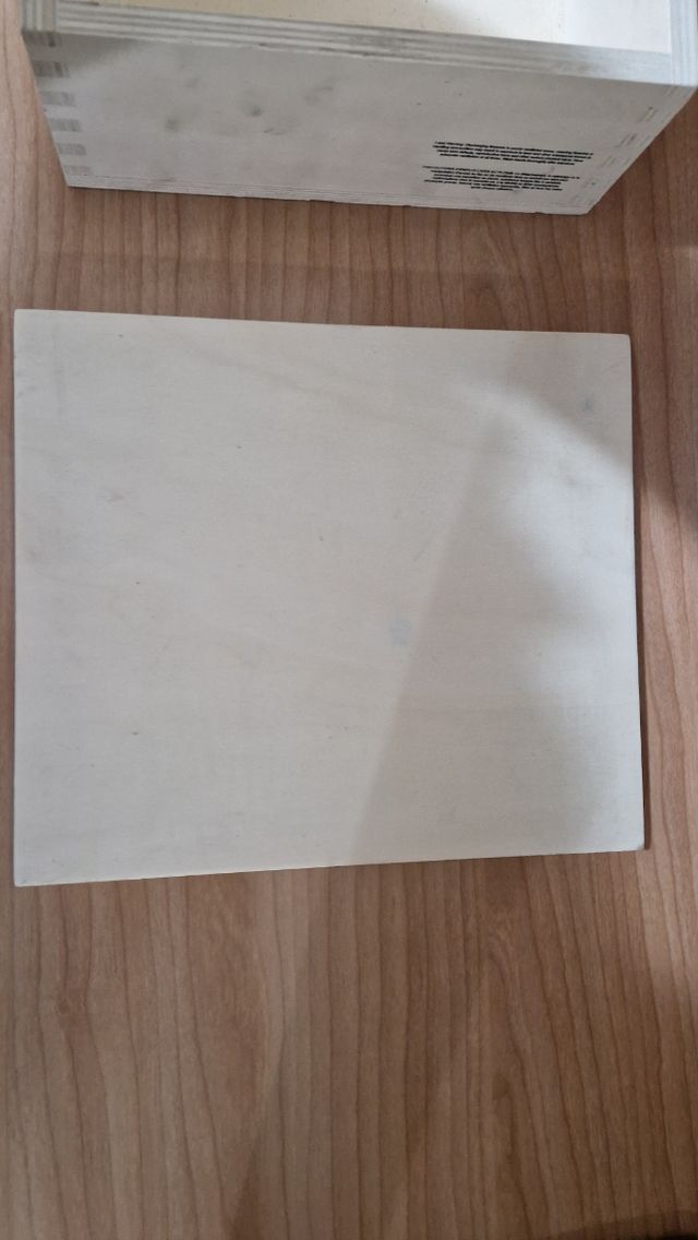 1 Scatola contenitore in legno