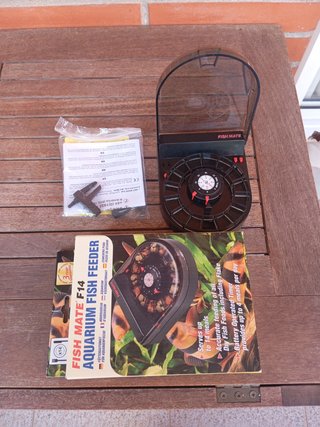 Fish Mate F14, alimentador de peces para Acuarios
