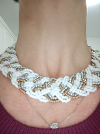 Collane di bigiotteria varie