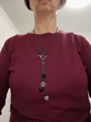 Collane di bigiotteria varie