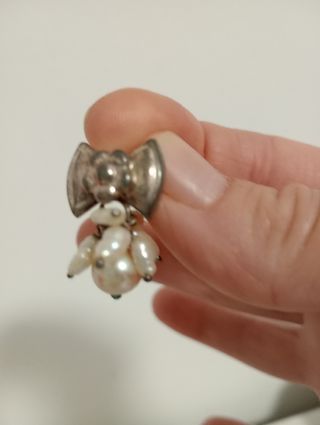 Orecchini di bigiotteria vari