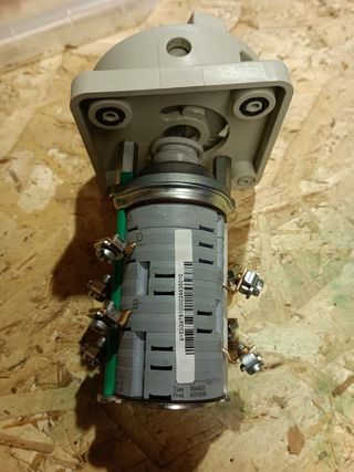 Interruttore rotativo quadripolare 25A