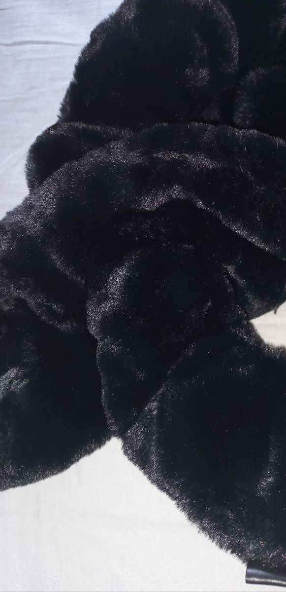 Sciarpa in pelliccia 100% viscosa