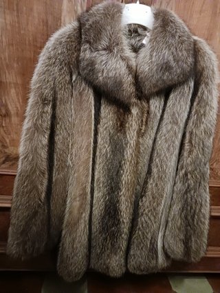 Pelliccia grigia vintage aitentica