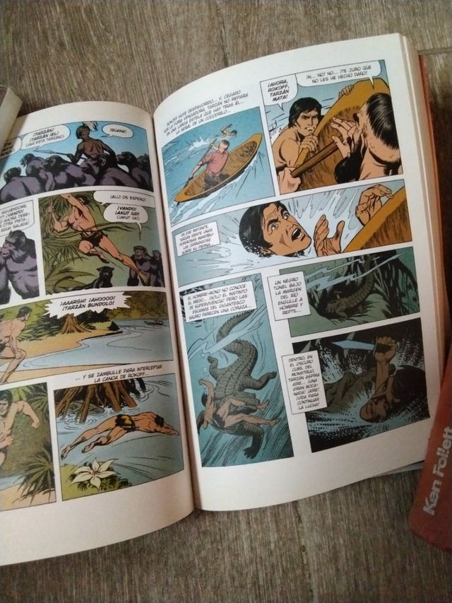 Libro clásicos del comic TARZAN