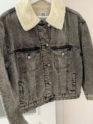 CAZADORA VAQUERA/ BORREGUITO PULL& BEAR