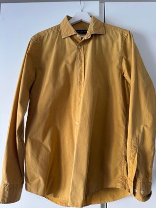 Camisa Scalpers como nueva