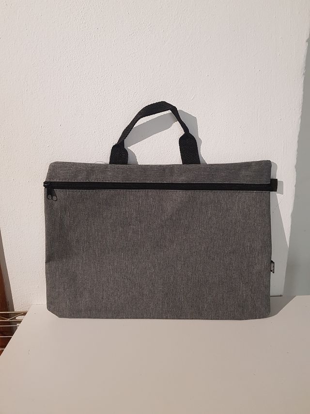 Funda tablet o portátil nueva