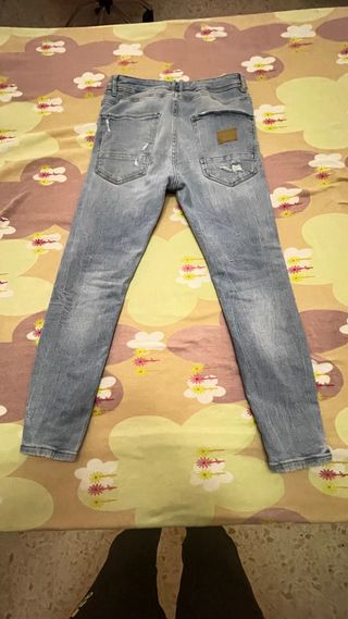 Vaqueros zara