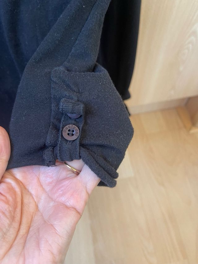 Camiseta Desigual negra mujer.