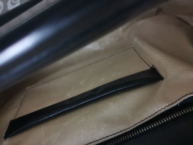 Bolso de piel antiguo