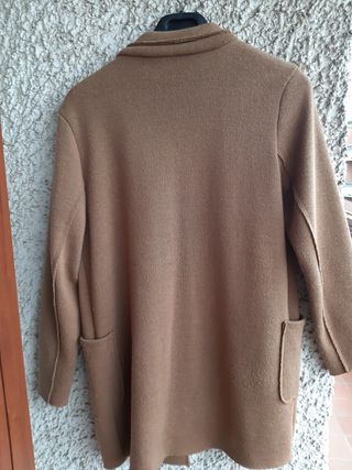 N. 2 giacche in maglia mezza stagione M