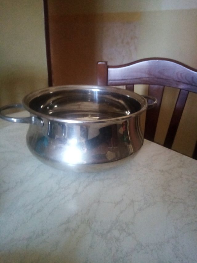 Scolapasta in acciaio con coperchio