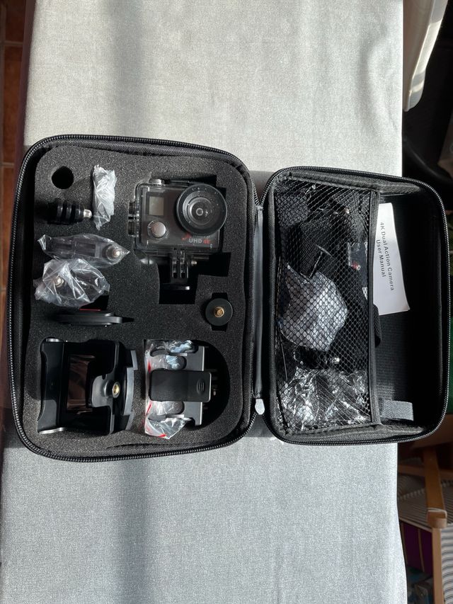 Go Pro con accesorios