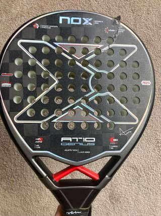 Pala padel Nox (dañada) + Funda
