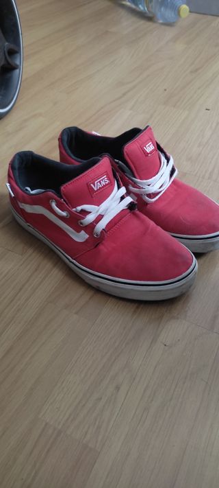 Vans rojas 42