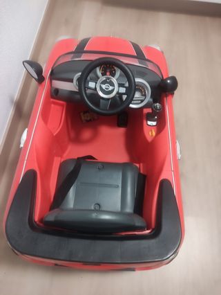 Coche eléctrico para niños