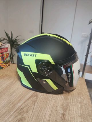 Casco befast taglia xs