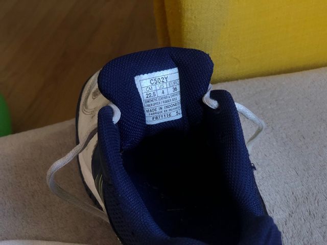 Zapatilla ASICS niño Talla 36