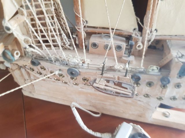 Barco hecho a mano, años 80 