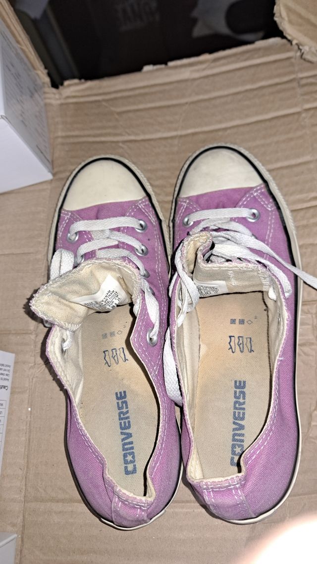 Zapatillas Converse moradas numero 39,5
