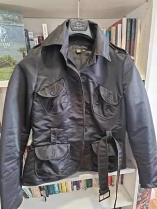 Cazadora zara negra talla m