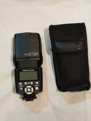 CAMARA REFLEX CANON 600D