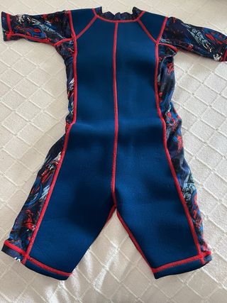 Traje neopreno niño talla 4
