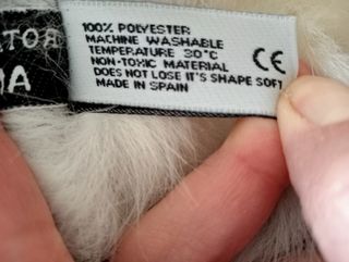 Bonito perro de peluche grande