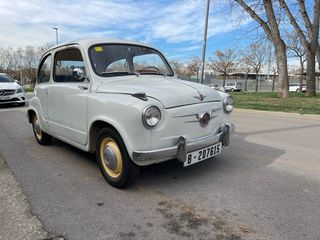 SEAT 600 2025