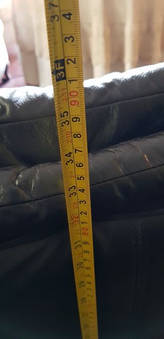 Sofá en piel tres plazas GRANFORT