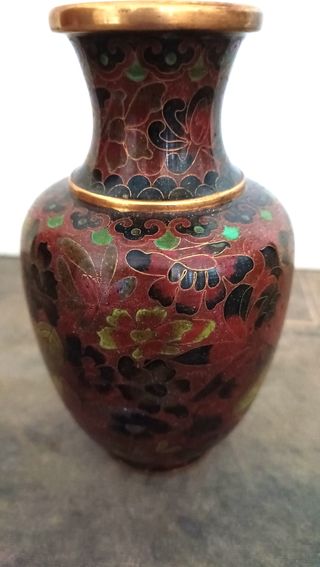 Jarrón chino de laton y esmalte