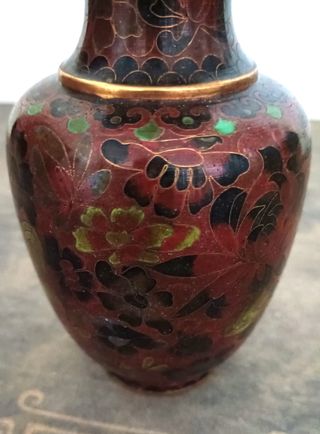 Jarrón chino de laton y esmalte