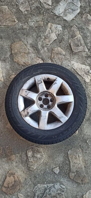 Llanta Peugeot 807