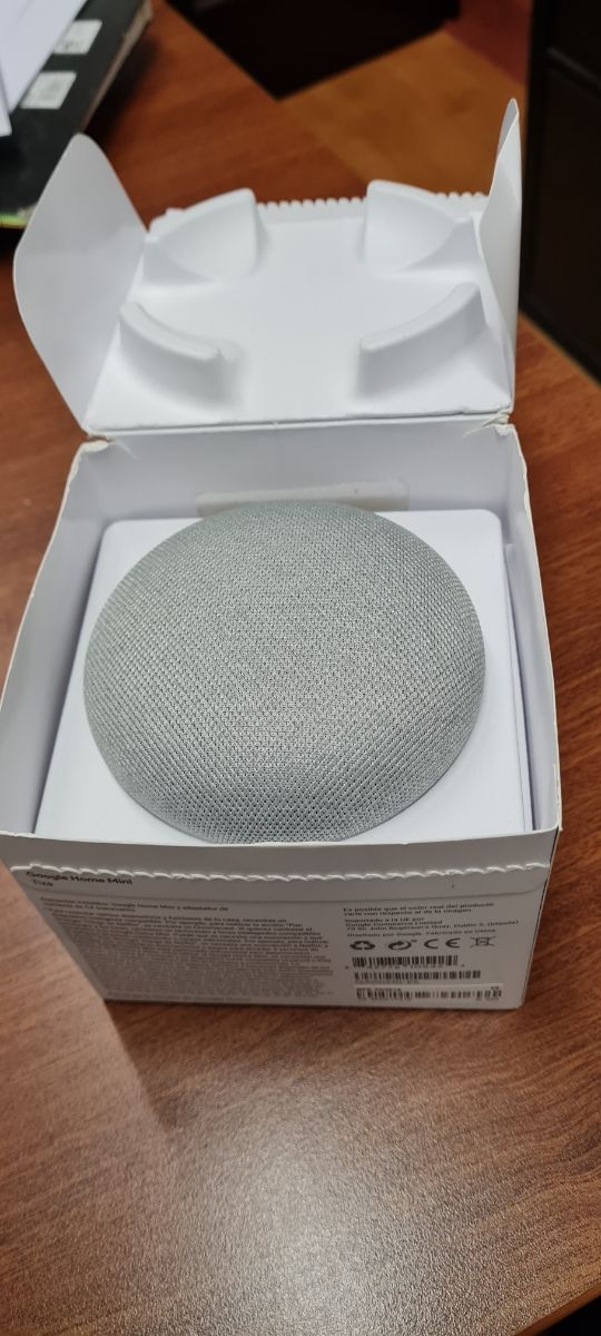 GOOGLE HOME MINI