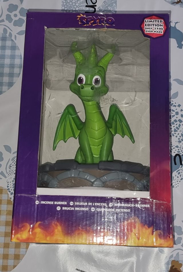 Spyro edizione limitata 28 cm