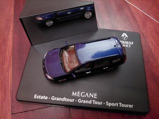 Se venden maquetas 1,43 megane 2